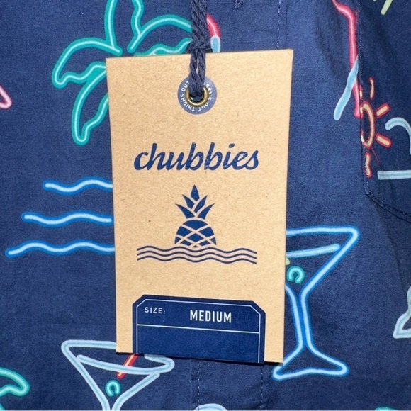 Chubbies The One Man Wolf Pack Friday Shirt The Neon Lights Medium NWT - Picture 8 of 11